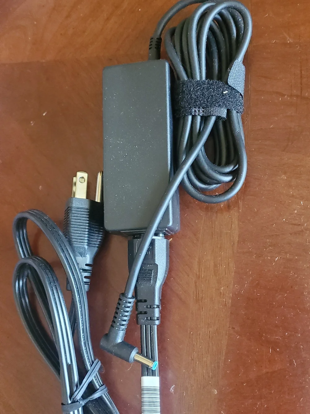 HP Black 45W Laptop Power Adapter with Cable